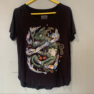 Curbside Clothing | Chameleon soft tee shirt